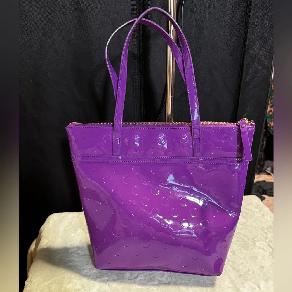 Kate spade jeralyn purple polka dot patent shoulder tote bag wet look